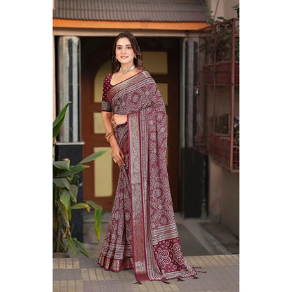 Generic Women's Cotton Silk Floral Printed Saree With Unstitched Blouse 5.5Mtr (Maroon)